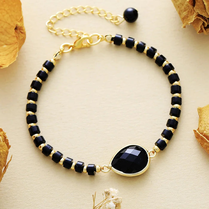 'Aluka' Onyx Charm and Beads Bracelet - Allora Jade