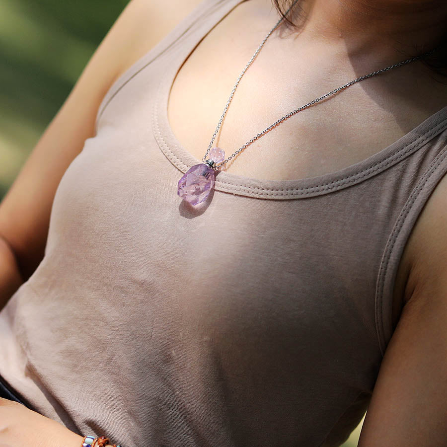 'Gamarra' Natural Amethyst Crystal Essential Oil Diffuser Bottle Pendant Necklace - Allora Jade