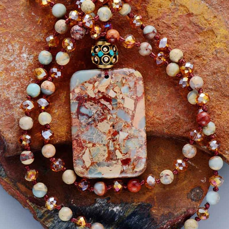 Bohemian 'Bangolong' Natural Agate and Rhinestones Pendant Necklace | Allora Jade